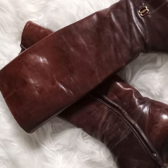 Salvatore Ferragamo sz 6B brow knee high inner zip boots. - Picture 12 of 14